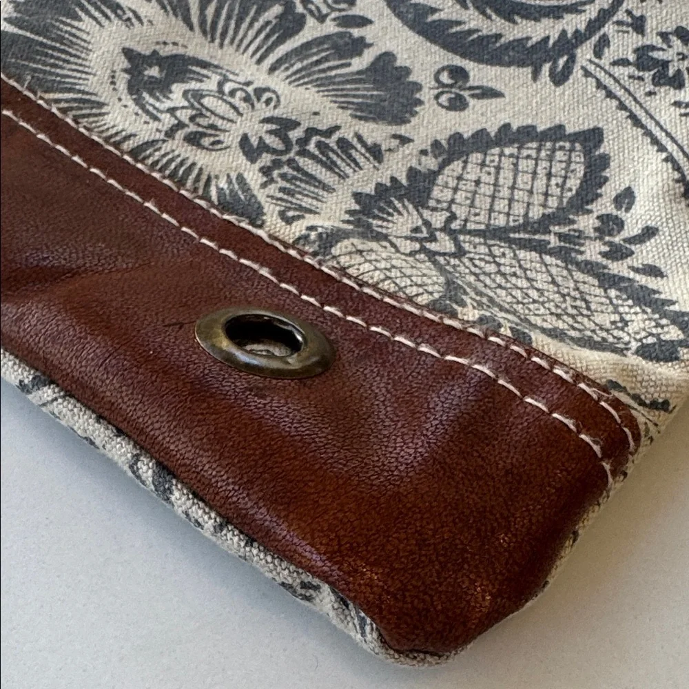 Myra Bag Boho Tan & Cream Patterned Floral Wristlet w/leather Trim